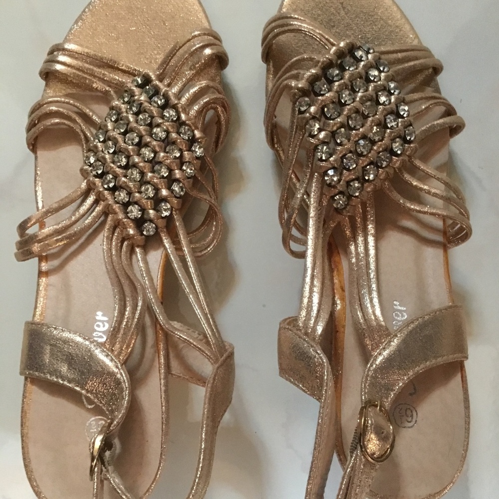 Sandals 6 1/2